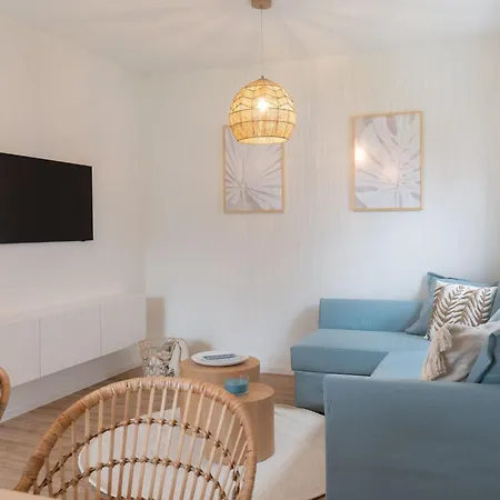 Kuestenbutze - Modernes Fuer 6 Im Beach-style Mit Vollausgestatteter Kue By Interhome * Mildstedt