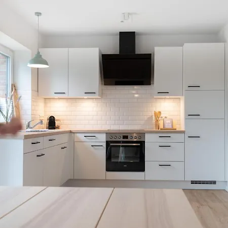 Appartement Kuestenbutze - Modernes Fuer 6 Im Beach-style Mit Vollausgestatteter Kue By Interhome