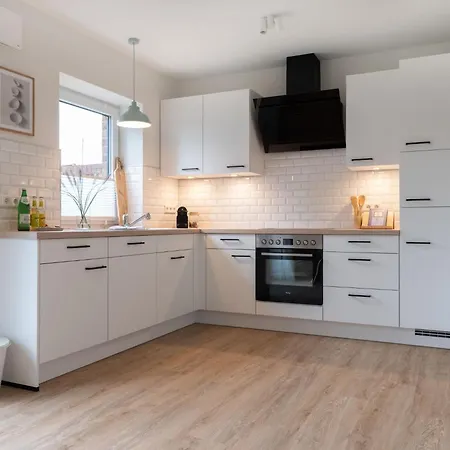 Appartement Kuestenbutze - Modernes Fuer 6 Im Beach-style Mit Vollausgestatteter Kue By Interhome