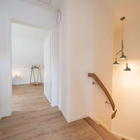 Kuestenbutze - Modernes Fuer 6 Im Beach-style Mit Vollausgestatteter Kue By Interhome Appartement
