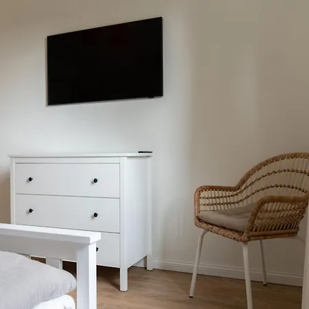 Lägenhet Kuestenbutze - Modernes Fuer 6 Im Beach-style Mit Vollausgestatteter Kue By Interhome *