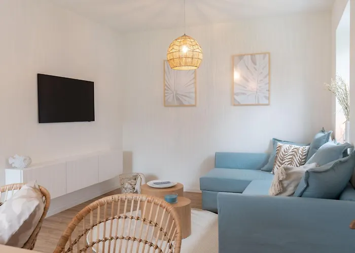 Kuestenbutze - Modernes Fuer 6 Im Beach-style Mit Vollausgestatteter Kue By Interhome * Mildstedt