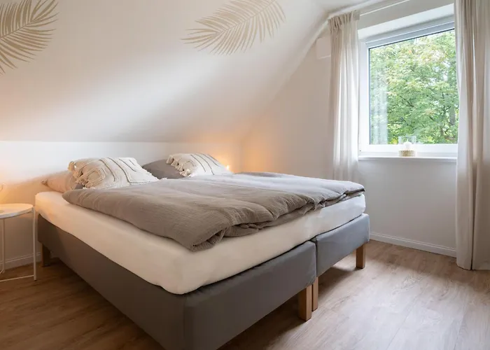 Kuestenbutze - Modernes Fuer 6 Im Beach-style Mit Vollausgestatteter Kue By Interhome Mildstedt